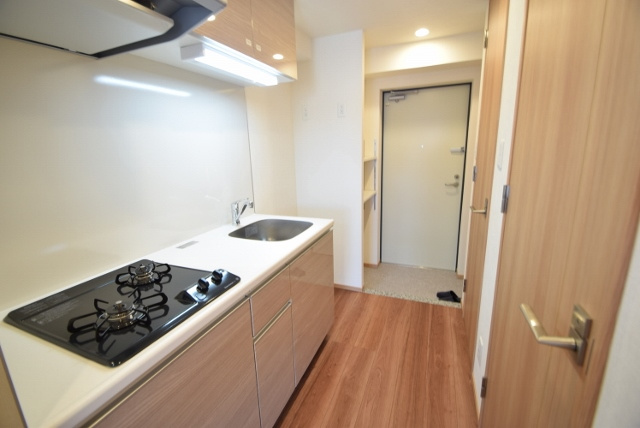 船橋市印内町の賃貸マンションの居間・リビング|キッチン周り
