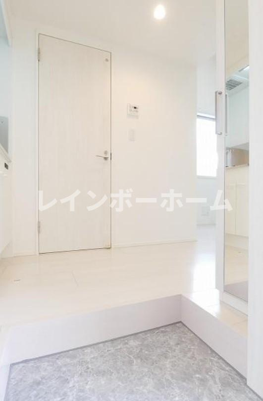 ハーモニーテラス北小岩Ⅲの玄関