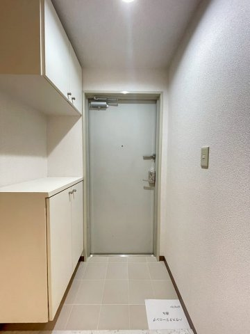 イトーピア根津の玄関