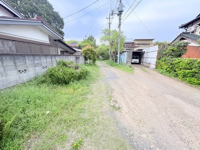 狭山市柏原　建築条件なし売地　西武新宿線『狭山市駅』バス13分　【柏原小学区】の前面道路含む現地写真