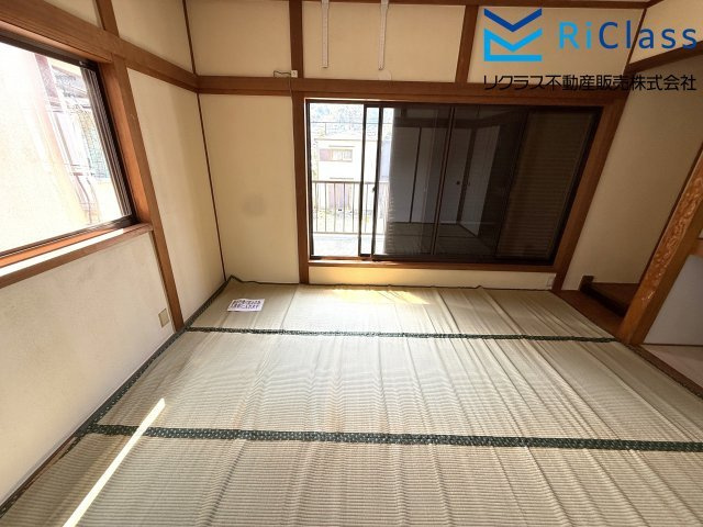 中古戸建　神戸市長田区花山町２丁目5の和室|柔らかい畳が心地よい和室