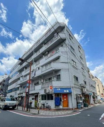 マンション池袋の外観