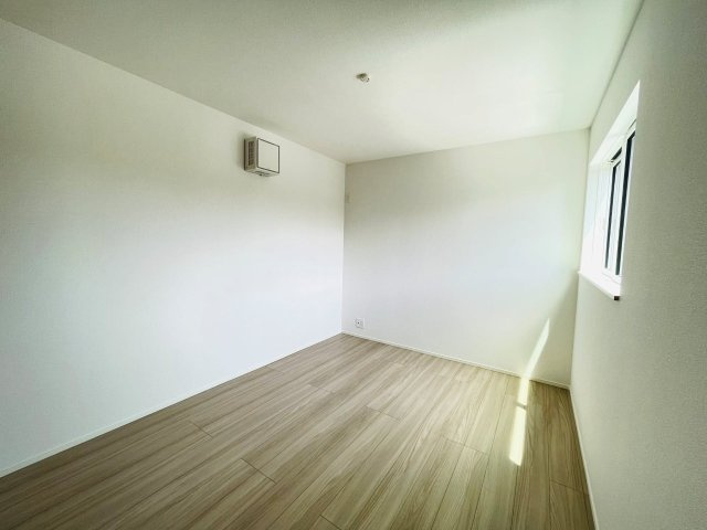 岡崎市中島町01期　新築分譲住宅　全2棟　1号棟の洋室|家族一人一人の大切なプライベート空間です。
