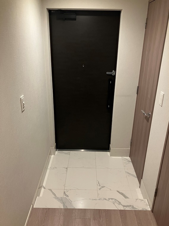 【玄関】