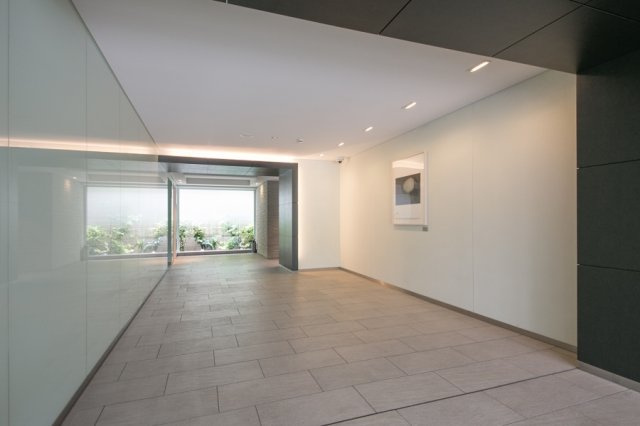 フェールメゾン西大島のロビー