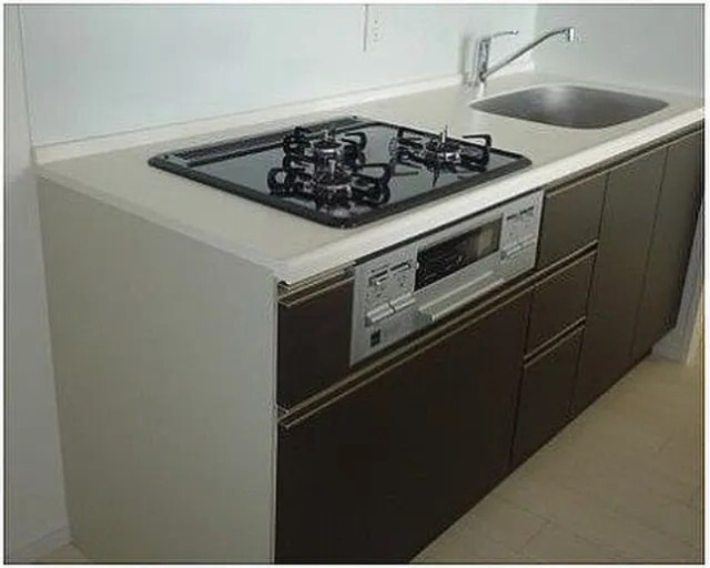 フェールメゾン西大島のキッチン