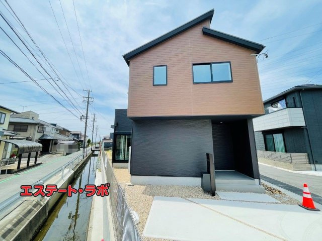 岡崎市中島町01期　新築分譲住宅　全2棟　2号棟の外観|●完成物件の内覧受付中。
お気軽にお問合せください♪
