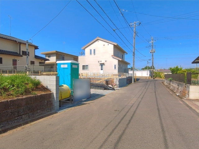 第3つくば市自由ケ丘　新築戸建の前面道路含む現地写真