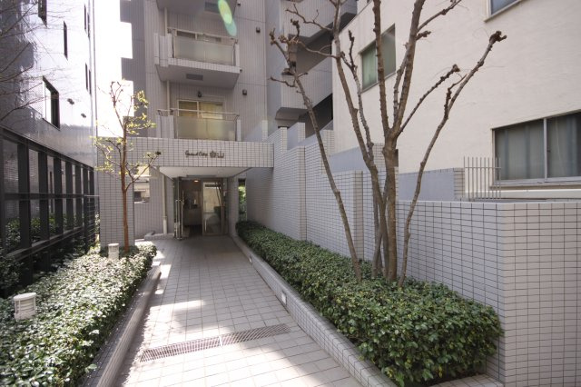 【エントランス】