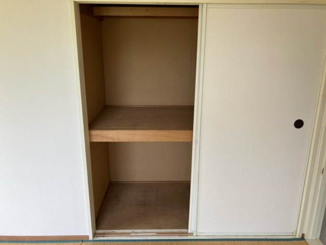 ウエストハイツAの収納