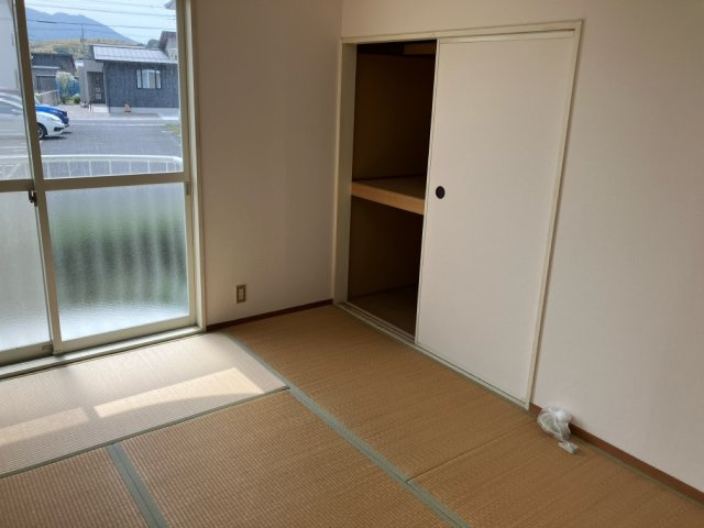 ウエストハイツAの和室