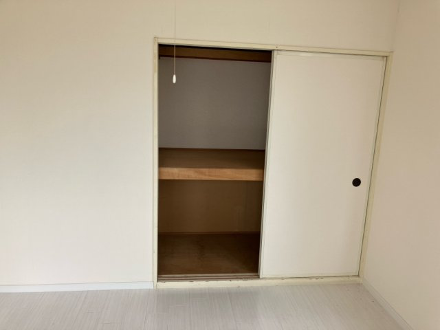 ウエストハイツAの収納