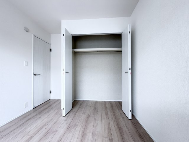 ハートフルタウン前橋市朝日が丘町8番　Ａ号棟の収納|2階洋室3収納です