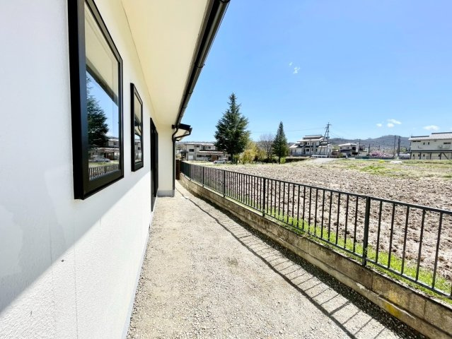 上田市生田の庭