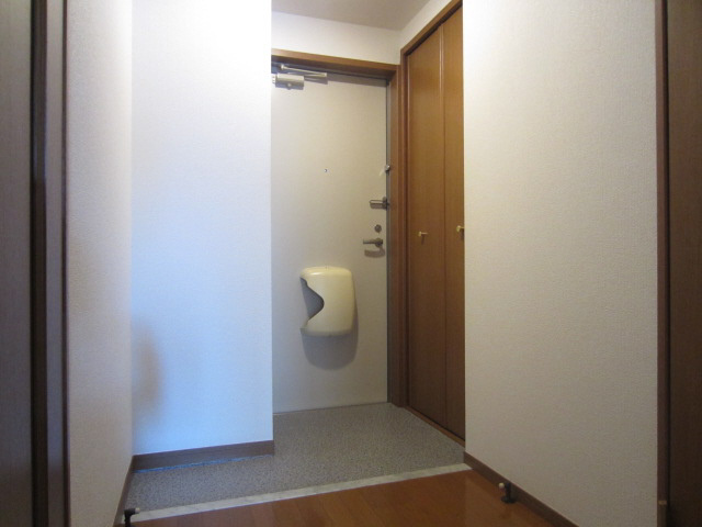 【玄関】