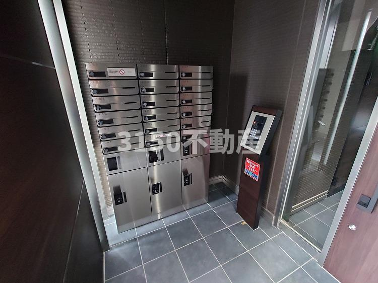 D-ROOM六条福寿町のエントランス