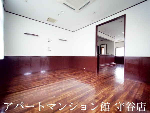 守谷市高野テナントの内装