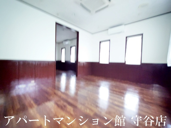 守谷市高野テナントの内装