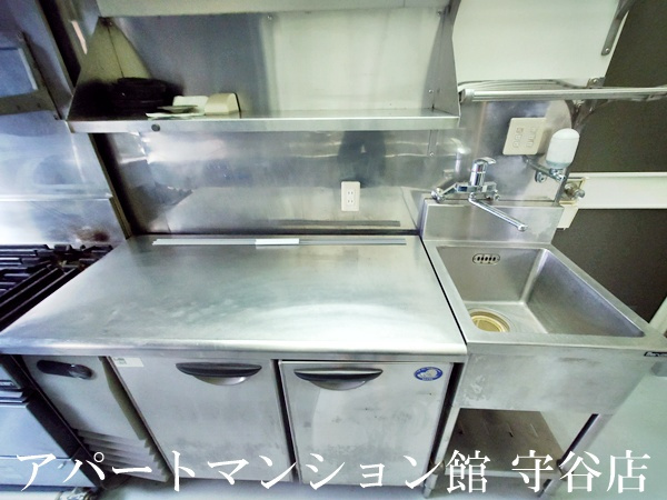 守谷市高野テナントのキッチン