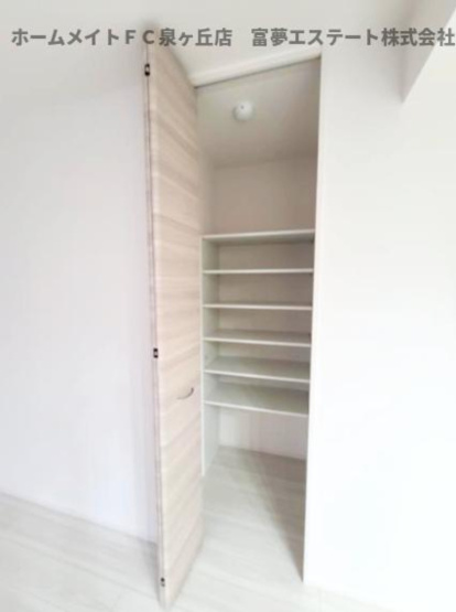【収納】 | D-residence西野　A棟 | リビング収納
※イメージ　同物件別号室の写真