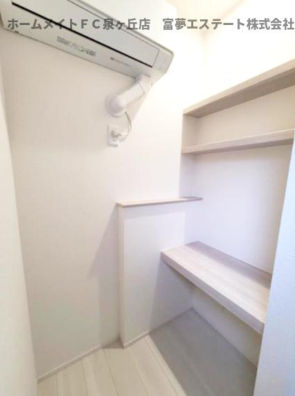 【内装】 | D-residence西野　A棟 | ワークデスク
※イメージ　同物件別号室の写真
