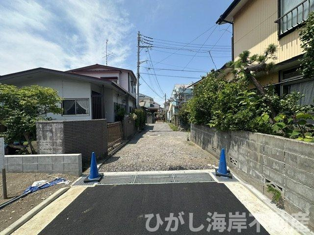 茅ヶ崎市旭が丘　売地　全4区画の前面道路含む現地写真|現地外観