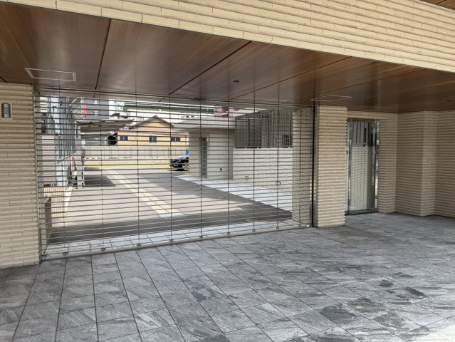 テラッツァ白壁のロビー