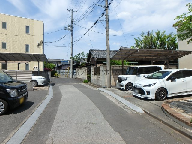 さいたま市浦和区上木崎3丁目・全1区画　建築条件なし土地の前面道路含む現地写真|2026年4月20日撮影