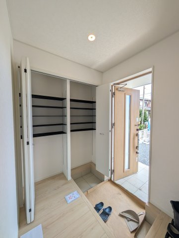 【玄関】 | クレイドルガーデン前橋市大利根町第2ー①