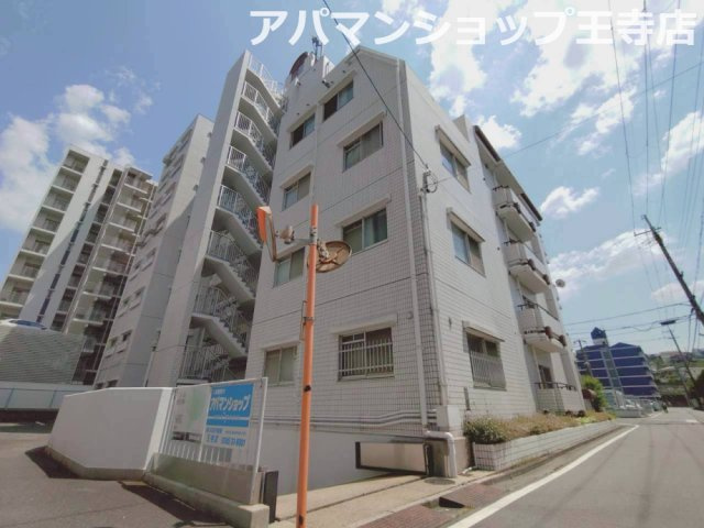 ハイツラポール