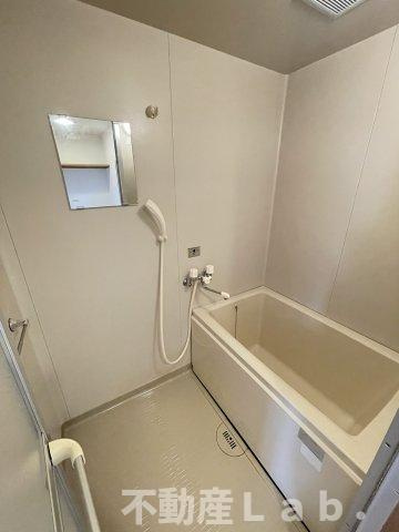 シティコーポ花園の浴室