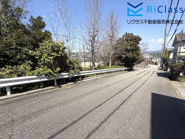 中古戸建　神戸市北区中里町２丁目24の前面道路含む現地写真|前面道路含む現地写真です