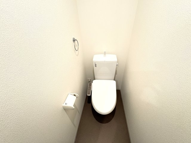ジーメゾン福生加美平のトイレ