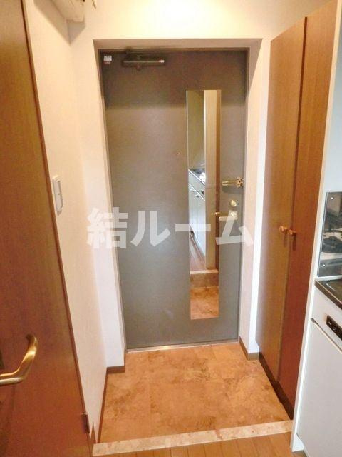 豊島区目白５丁目の賃貸マンションの玄関