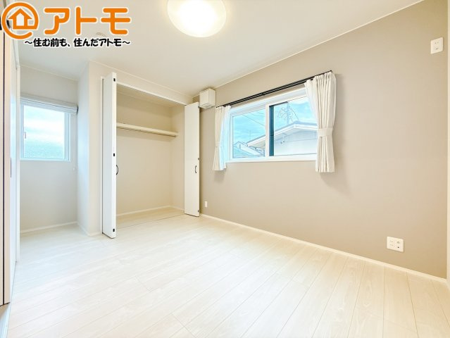 【寝室】 | 葵区西千代田町3期　新築戸建　1号地 | 毎日すごす部屋の広さや陽当りも気になるポイントですね！現地で体感してみてください♪