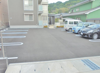 【駐車場】 | ハイネス