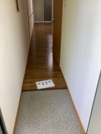 【玄関】