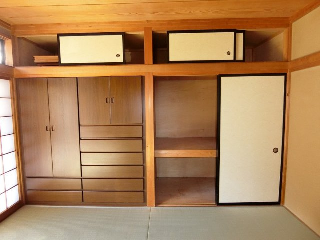 安中市安中中古住宅の収納