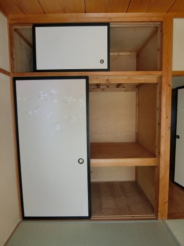 安中市安中中古住宅の収納