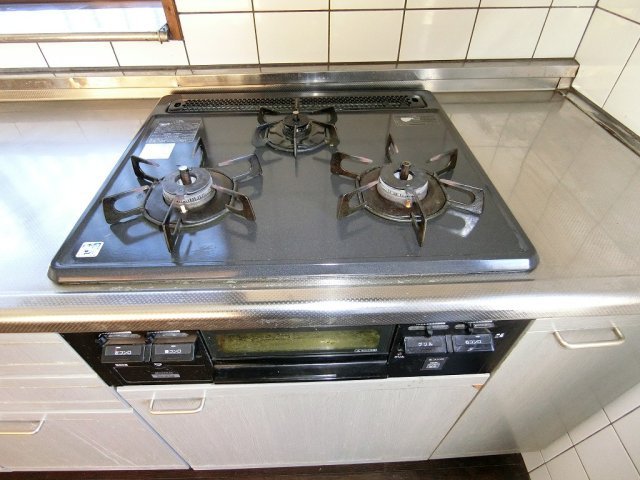 安中市安中中古住宅のキッチン