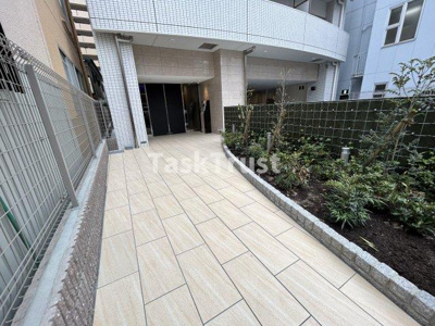【エントランス】 | セレニテ中崎町リアン