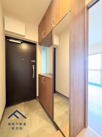 パークハイツ平尾山荘の玄関