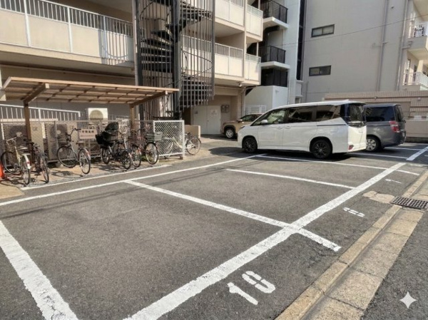 【駐車場】 | 【駐車場】空き状況はお問合せ下さい。