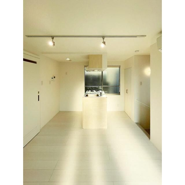 ＣＯＦＦＲＥＴ千住大橋の居間・リビング