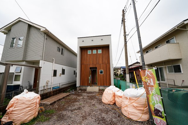 CASAプレミア岩神町の外観