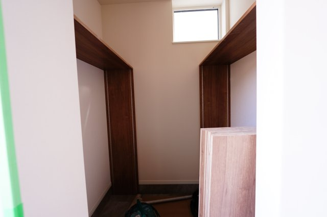 CASAプレミア岩神町の玄関