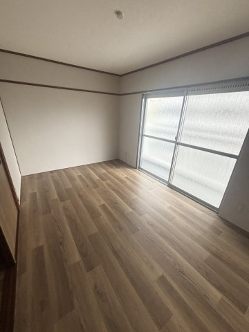 【寝室】