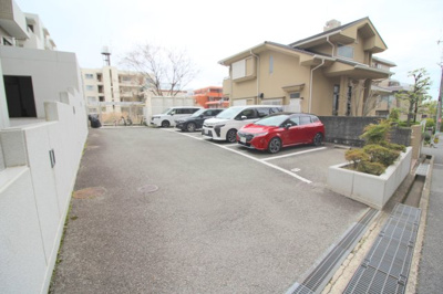 【駐車場】 | レシェンテ緑地