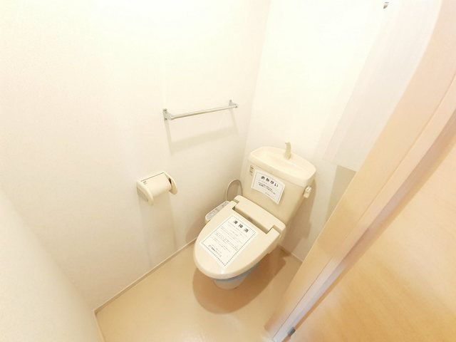 メゾングラースＭのトイレ|ゆったりとした空間のトイレです