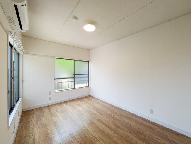 鈴蘭荘の内装|退去前につき、別のお部屋のお写真です。